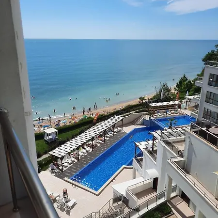 Byala Vista Cliff Apartment
