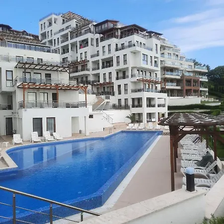 Byala Vista Cliff Apartment